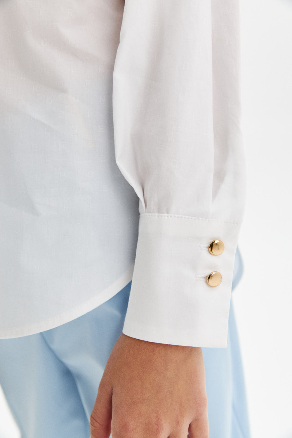 Блузка из 100% хлопка с объемными рукавами