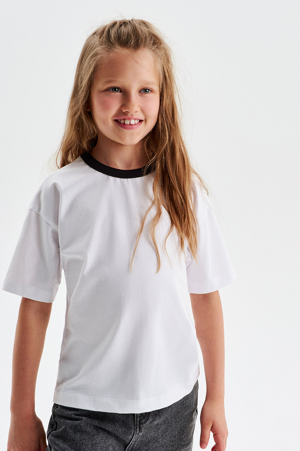 Хлопковая футболка с контрастной отделкой (SSLSG-428-28402-200) Silver spoon