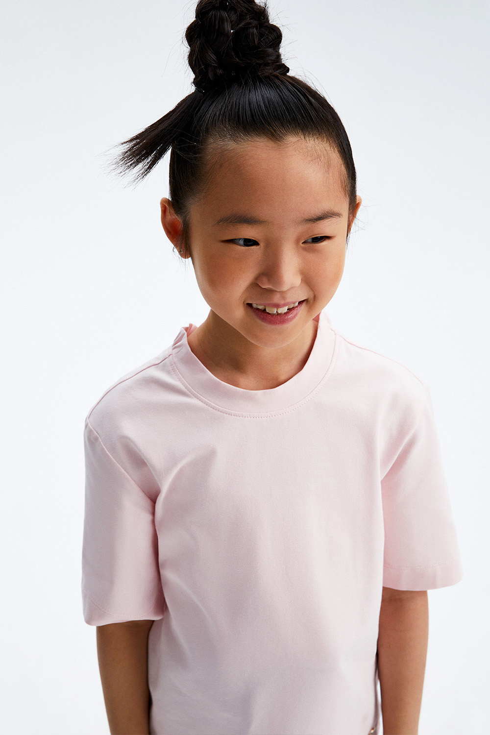 Хлопковая футболка с V-образным вырезом (SSLWG-328-22926-401) Silver Spoon