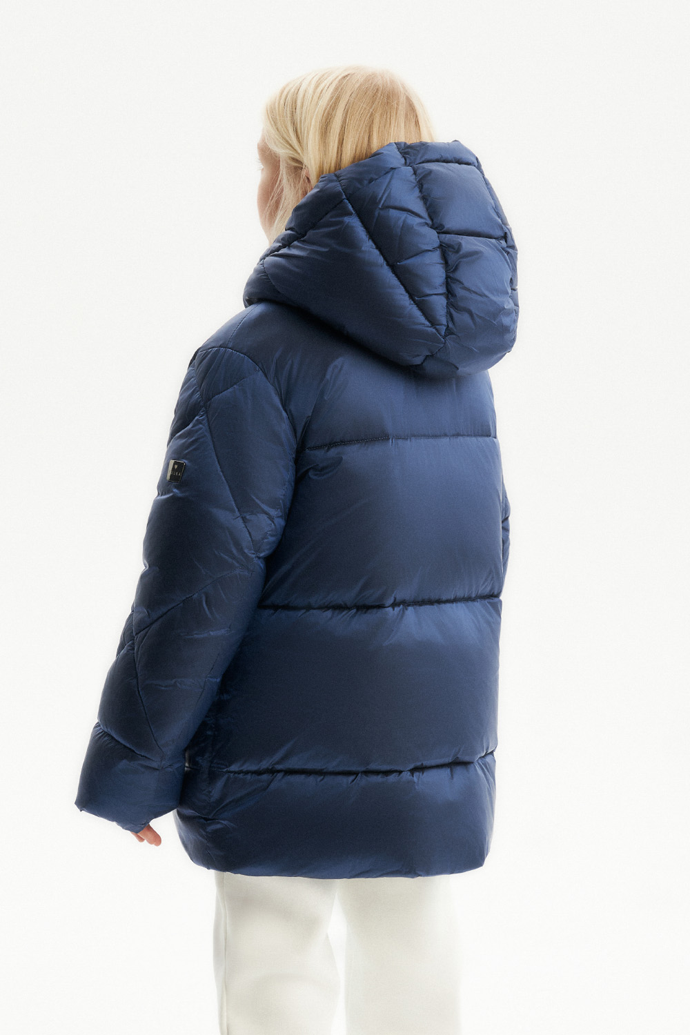 Пуховик с капюшоном и объемными карманами (PUFWG-326-20122-317) Silver spoon