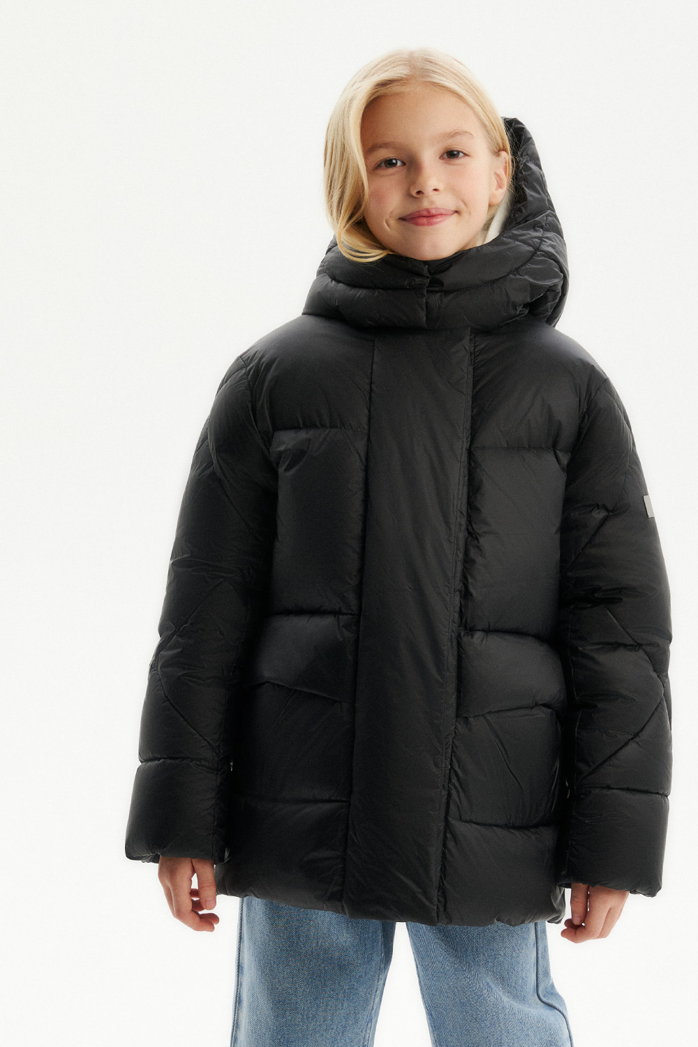 Пуховик с капюшоном и объемными карманами (PUFWG-326-20122-113) Silver spoon