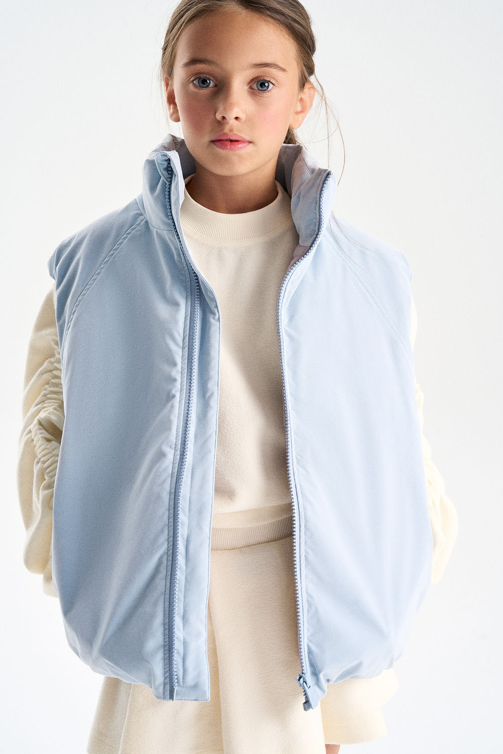 Утепленный жилет с высоким воротом (PUOSU-646-33302-382) Silver spoon